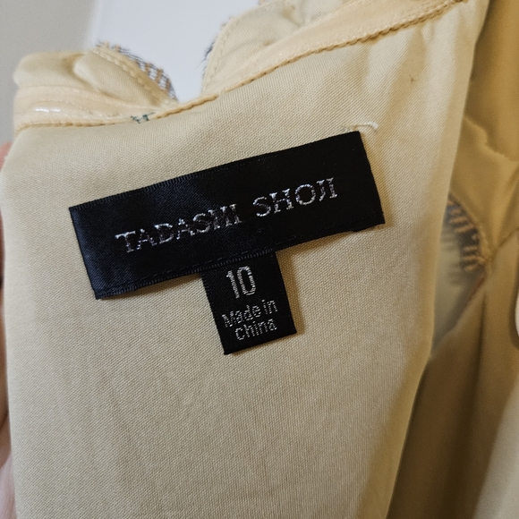 Tadashi Shoji Odette Dress Elegant Gold Lace Gown Wedding Mother of Bride Groom - Picture 10 of 14